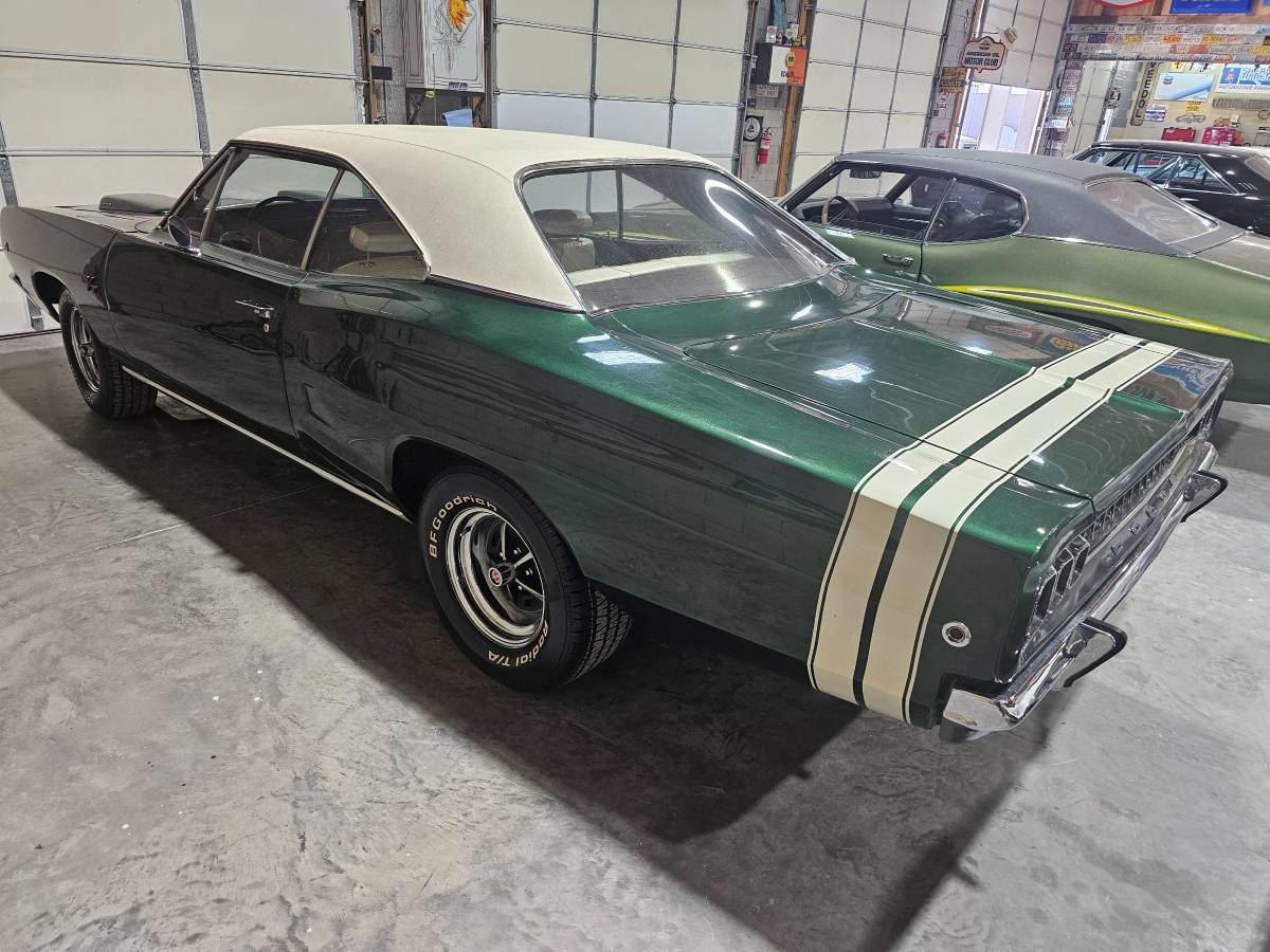 Dodge-coronet-rt-1968-green-2
