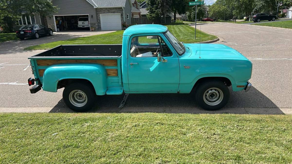 Dodge-d-100-1974-4