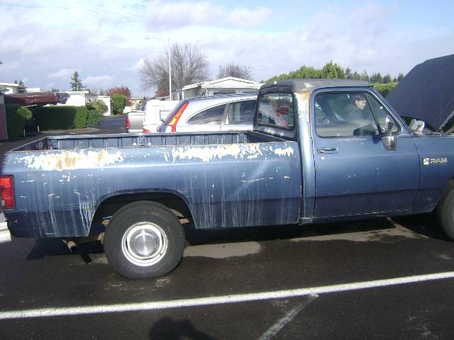 Dodge-d-150-1990-blue-1