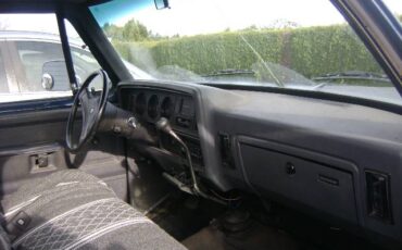 Dodge-d-150-1990-blue-4