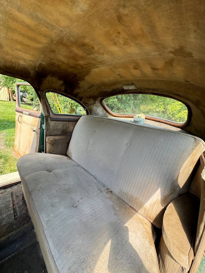 Dodge-d-19-1941-green-14