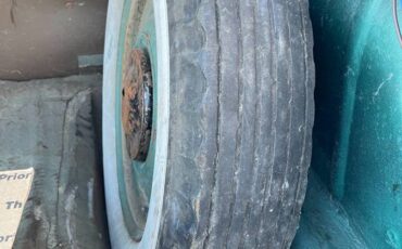 Dodge-d-19-1941-green-17