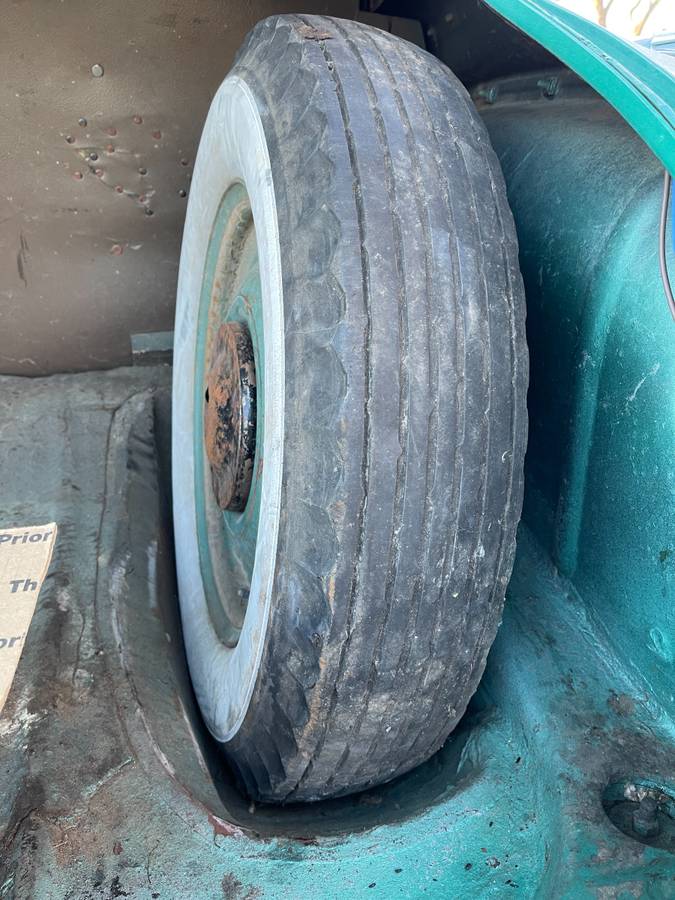 Dodge-d-19-1941-green-17