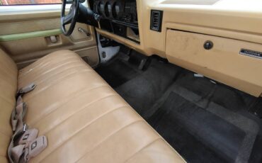 Dodge-d-series-d150-1989-white-11