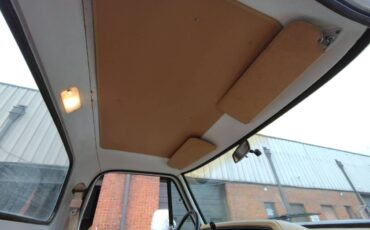 Dodge-d-series-d150-1989-white-23