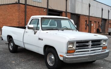 Dodge-d-series-d150-1989-white