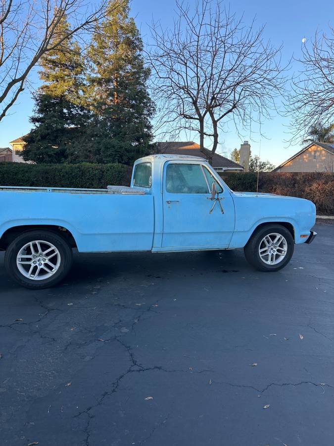 Dodge-d100-1975-1