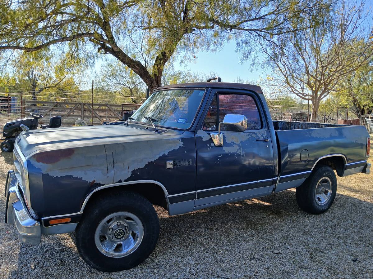 Dodge-d100-1989-blue-8
