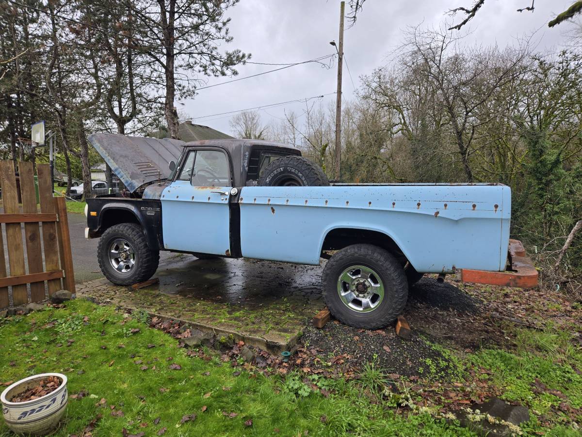 Dodge-d100w200-4x4-1966-blue-8
