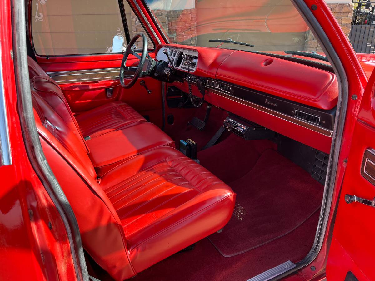 Dodge-d150-little-red-express-1979-2