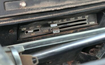 Dodge-d150-power-wagon-1978-silver-14