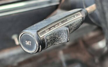 Dodge-d150-power-wagon-1978-silver-16