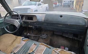 Dodge-d200-crew-cab-1975-green-16