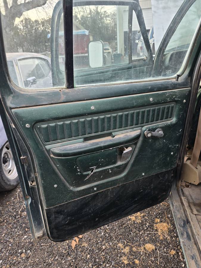 Dodge-d200-crew-cab-1975-green-21