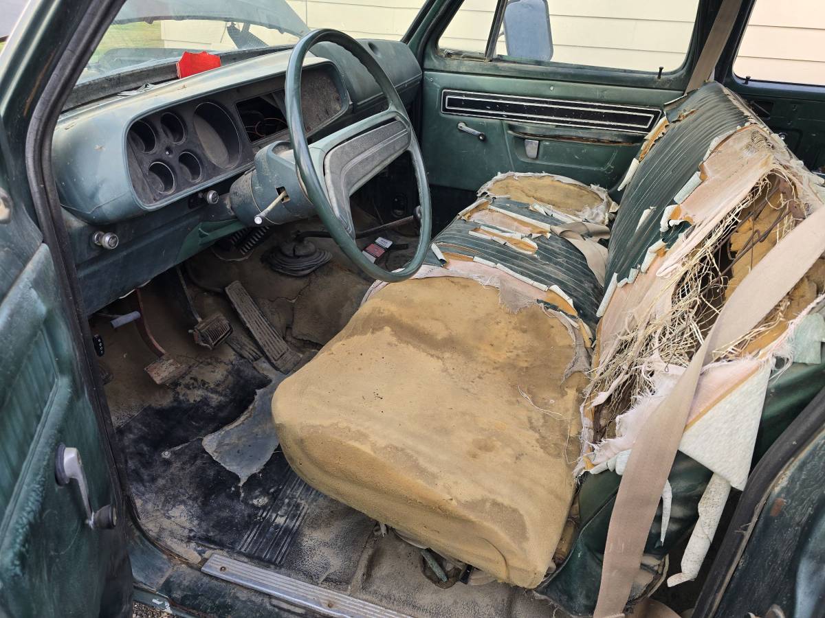 Dodge-d200-crew-cab-1975-green-22