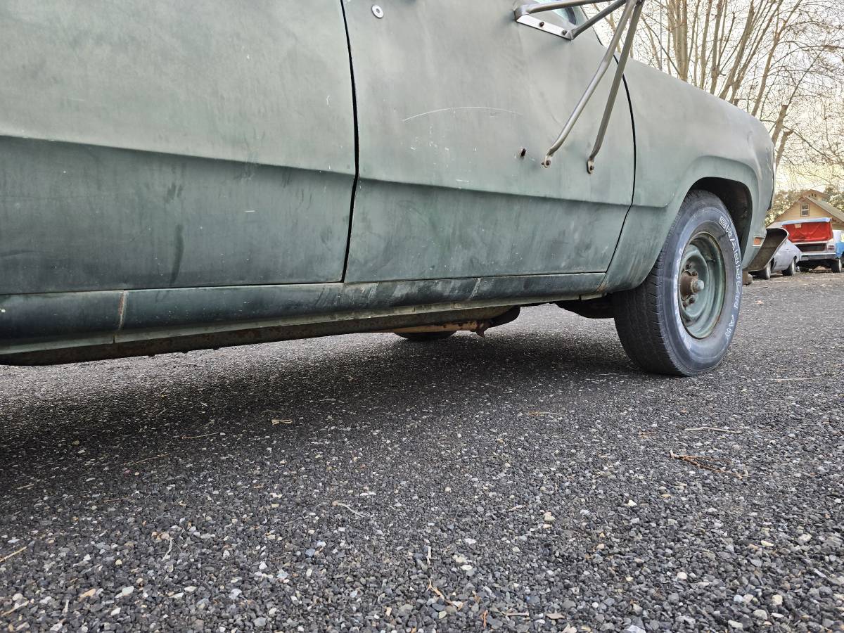 Dodge-d200-crew-cab-shortbed-1975-green-11