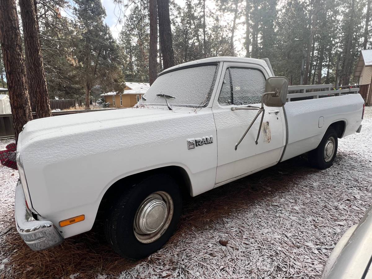 Dodge-d250-1985-1
