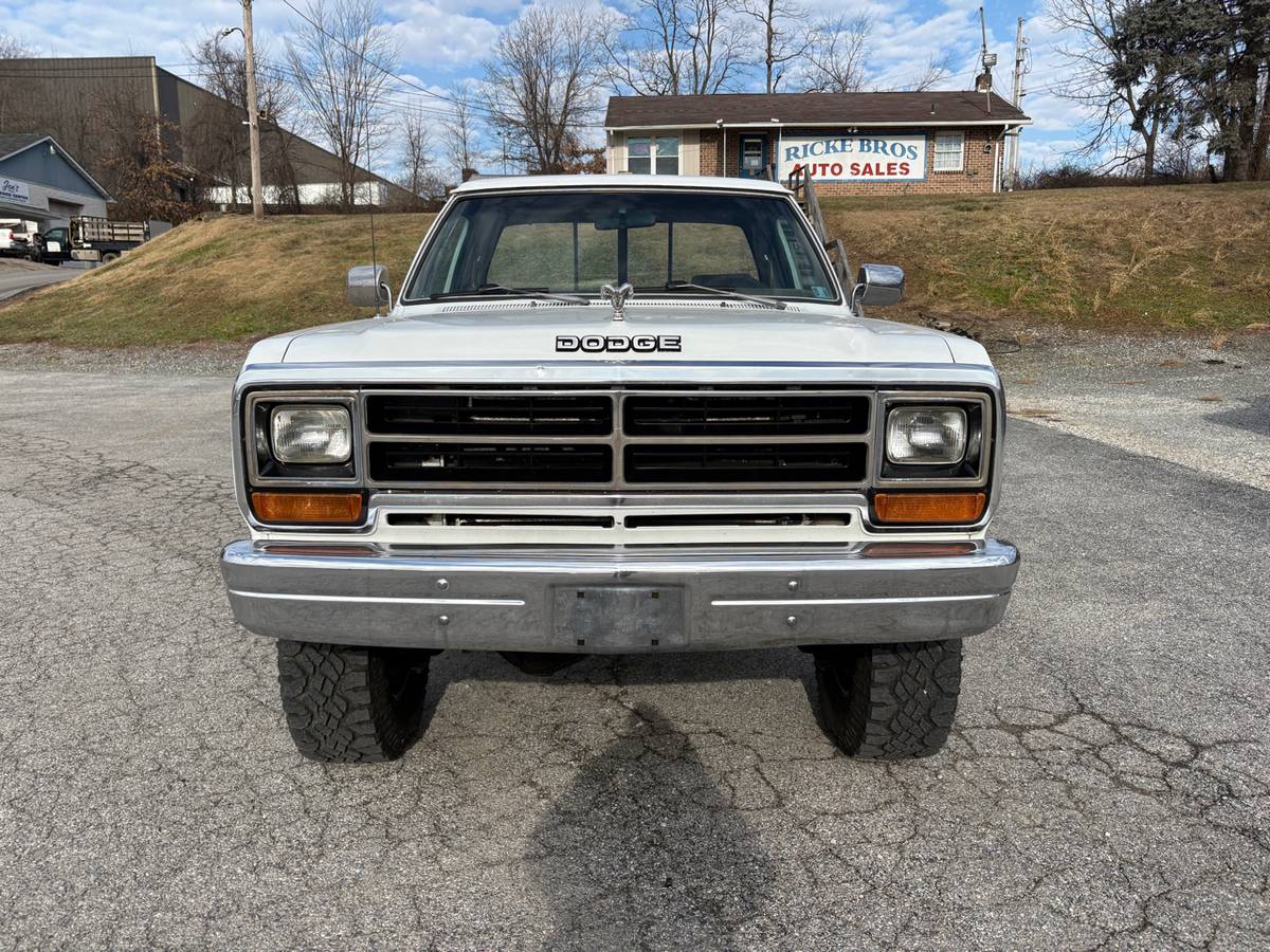 Dodge-d250-w250-diesel-1990-white-1