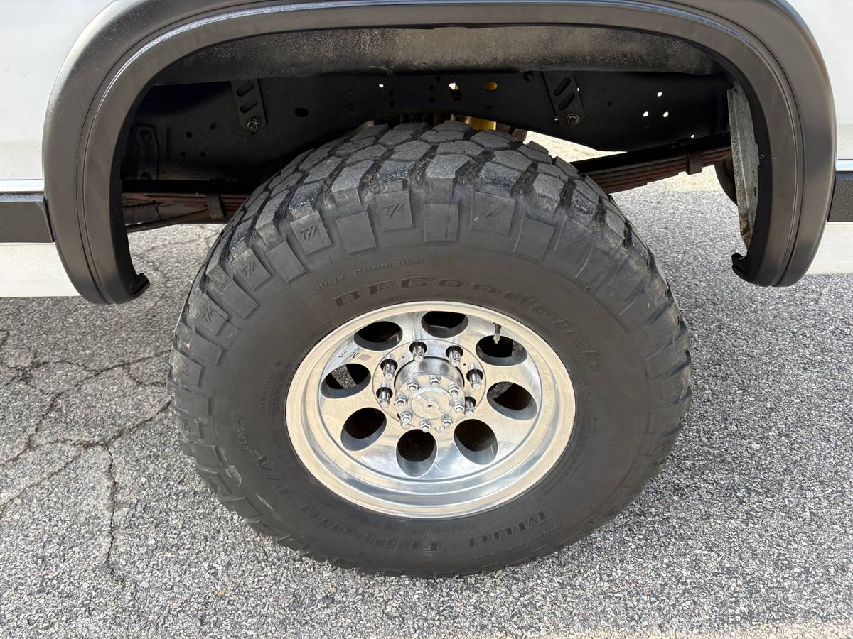 Dodge-d250-w250-diesel-1990-white-17