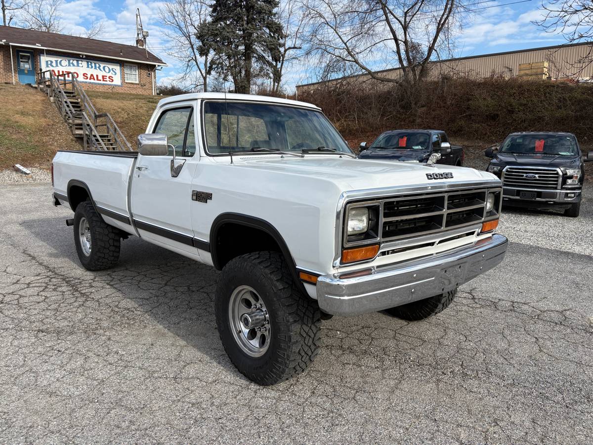 Dodge-d250-w250-diesel-1990-white-2
