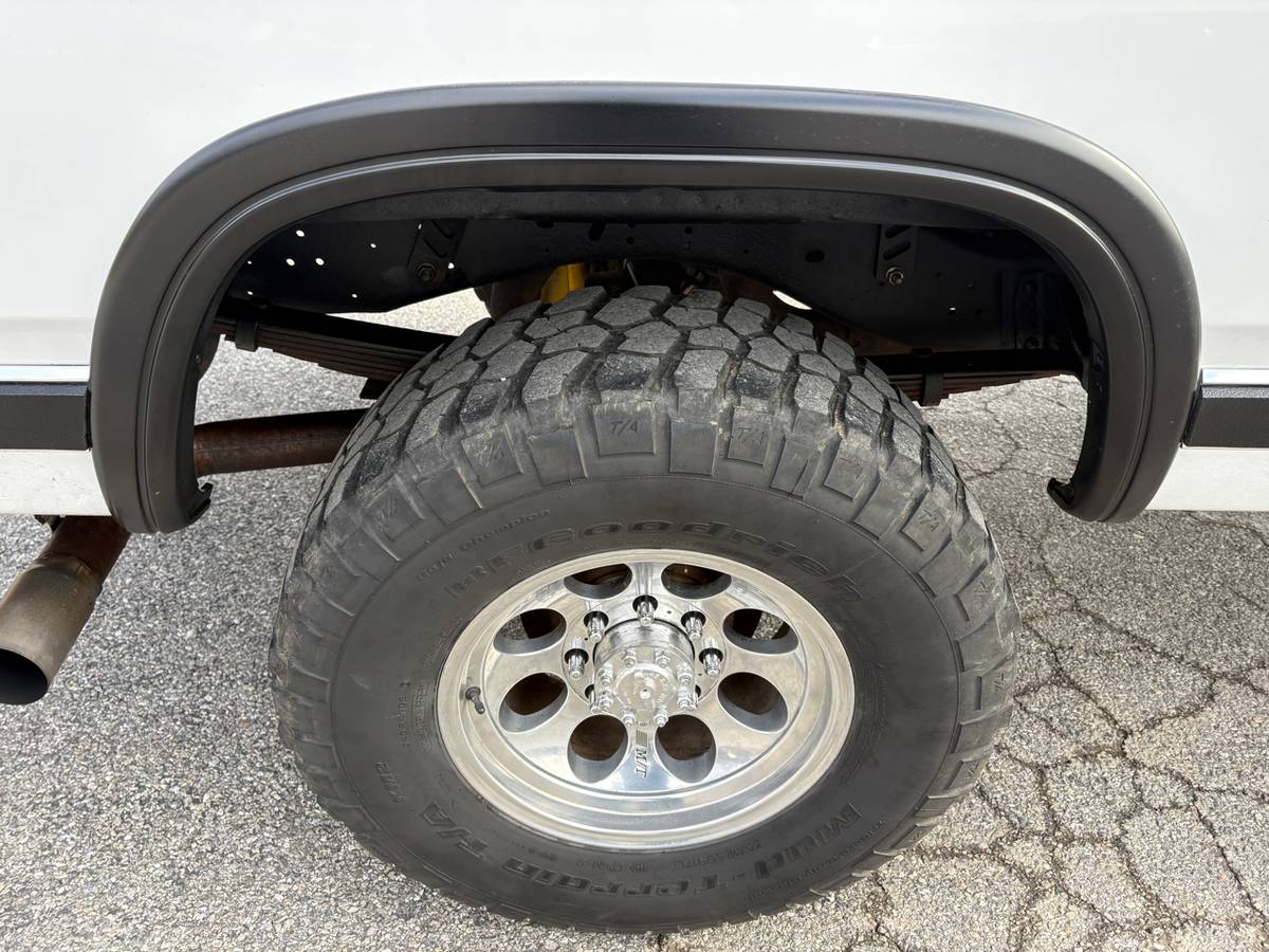 Dodge-d250-w250-diesel-1990-white-20