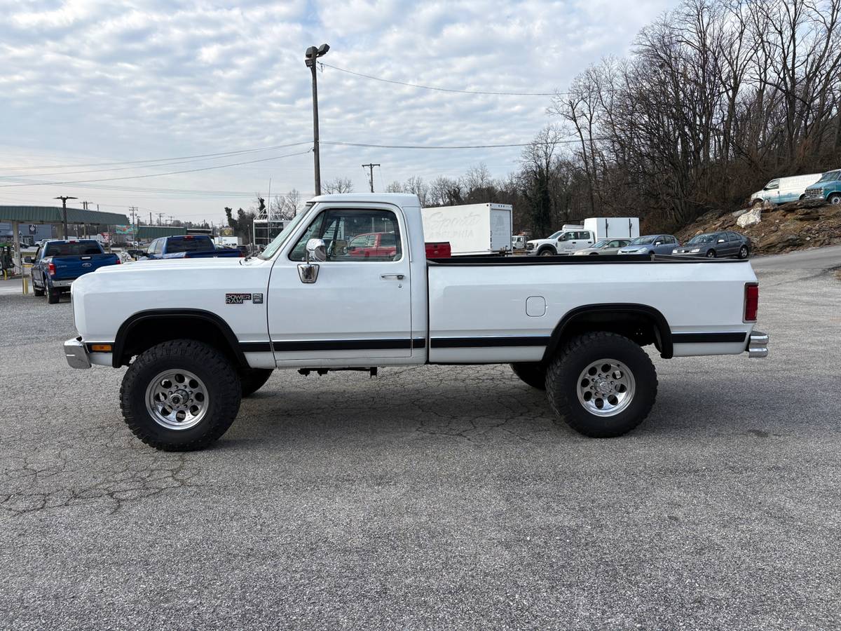 Dodge-d250-w250-diesel-1990-white-21