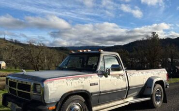 Dodge-d350-diesel-1991-grey