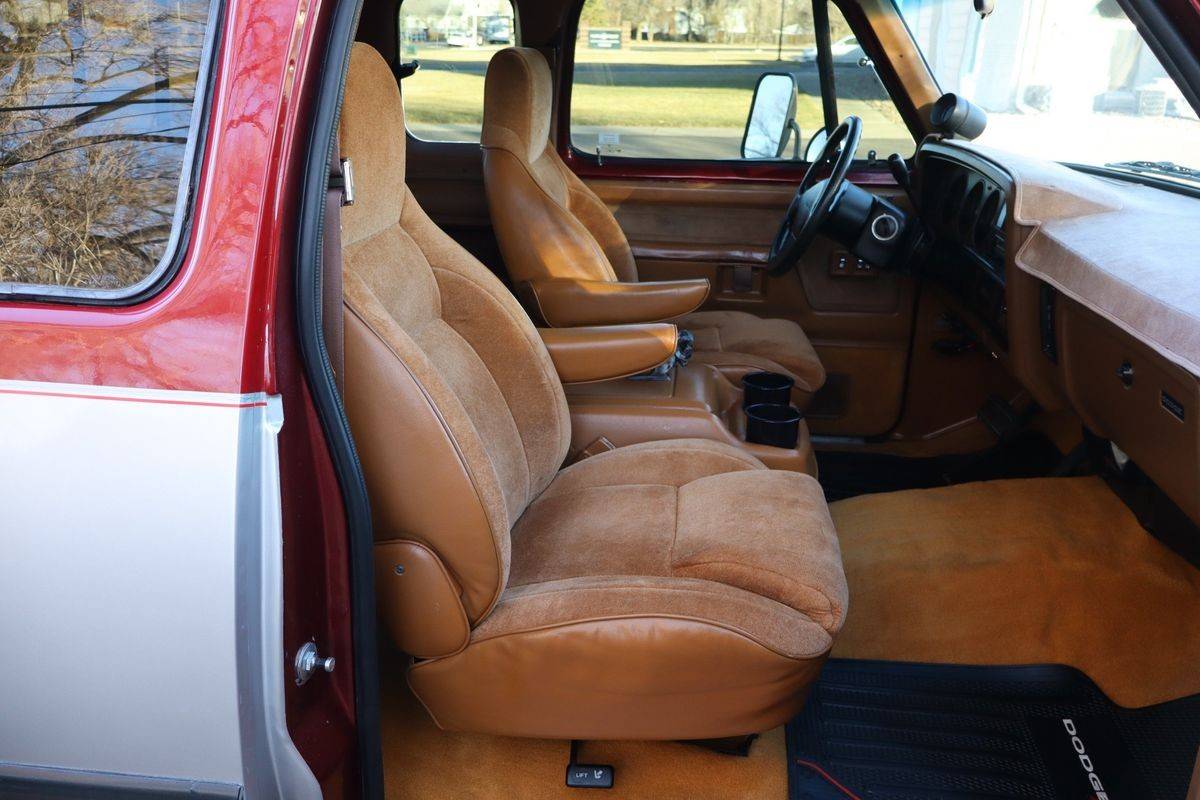 Dodge-d350-diesel-1993-red-19