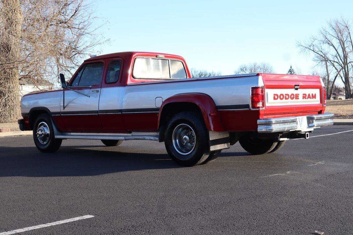 Dodge-d350-diesel-1993-red-2