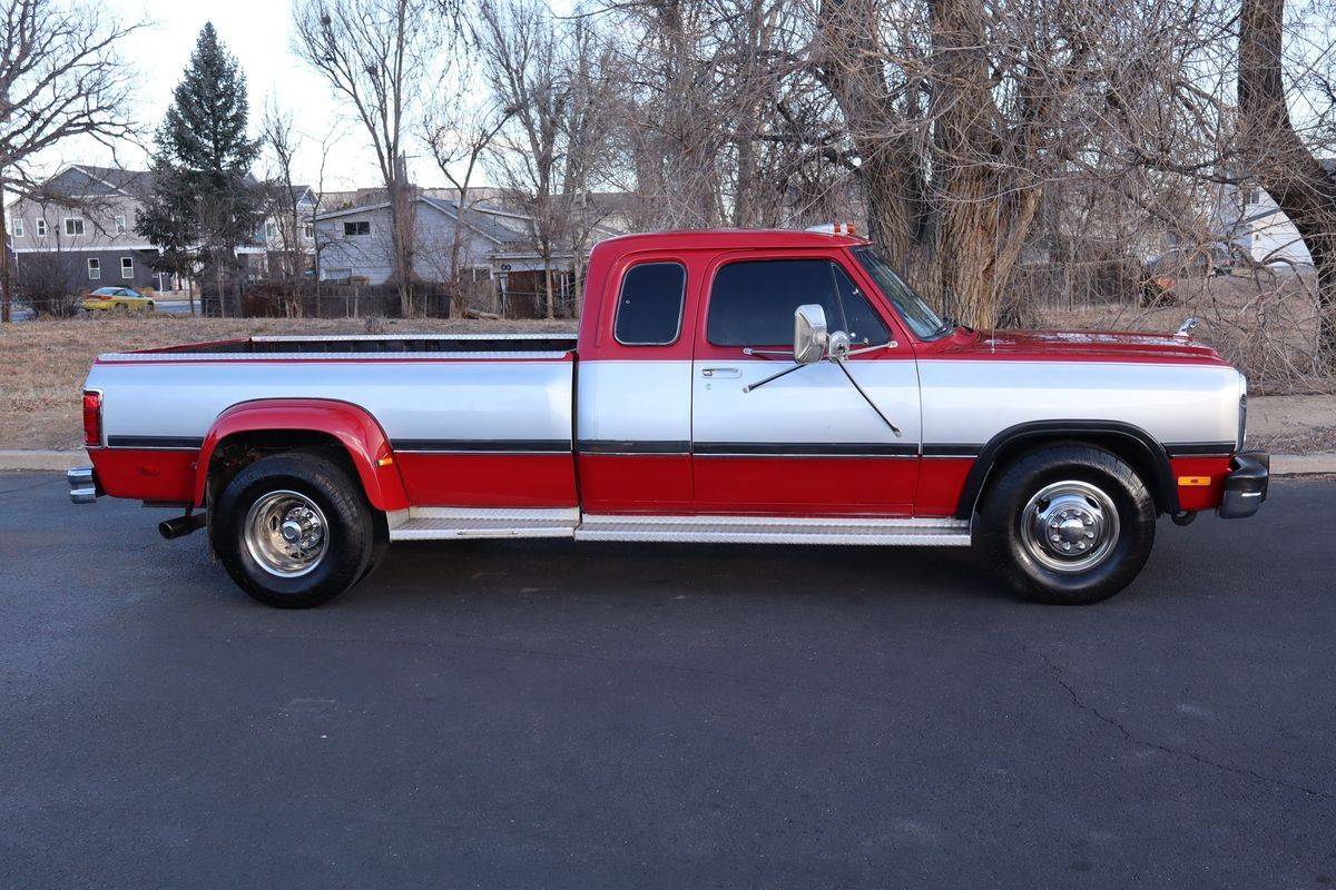 Dodge-d350-diesel-1993-red-4