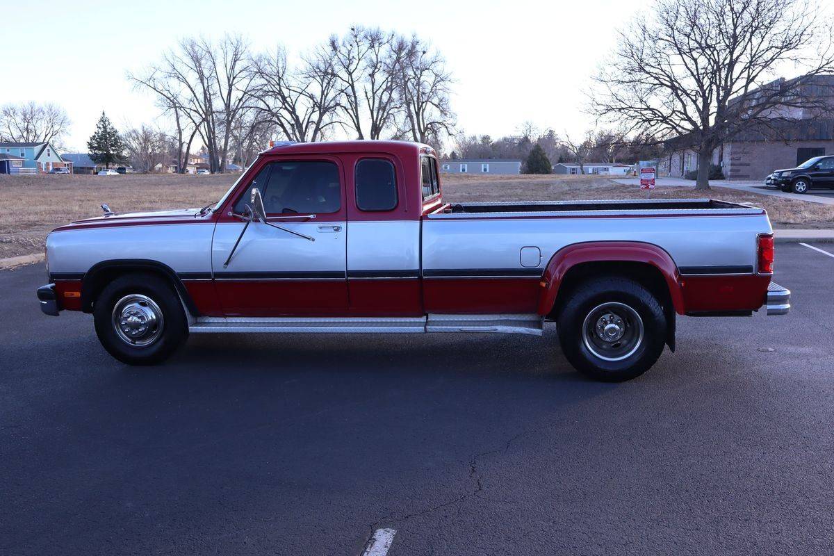 Dodge-d350-diesel-1993-red-8