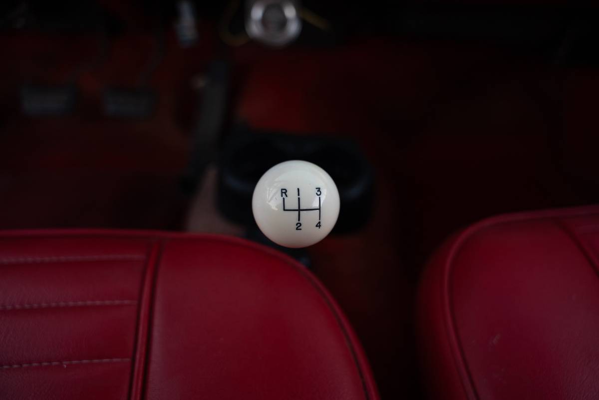 Dodge-dart-gt-1964-red-23