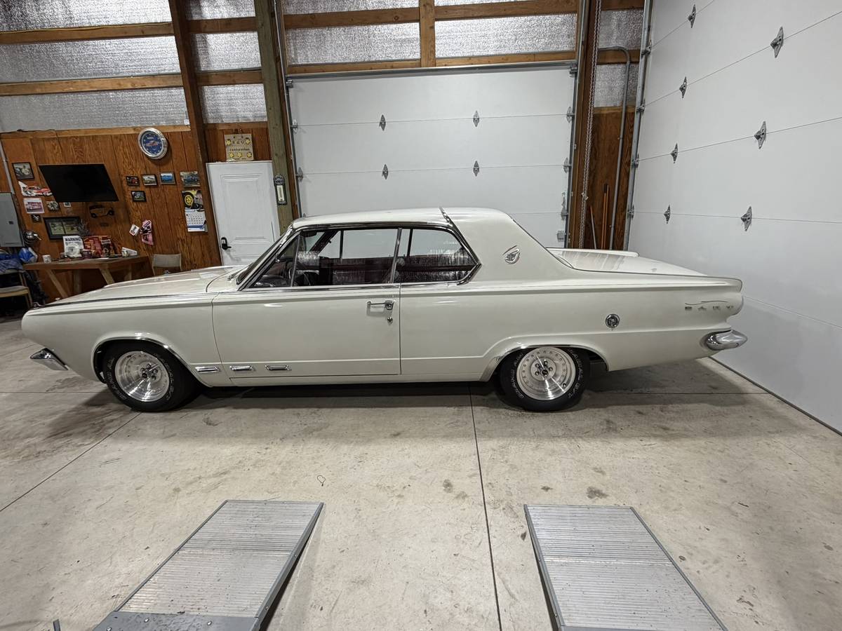 Dodge-dart-gt-1965-white-2