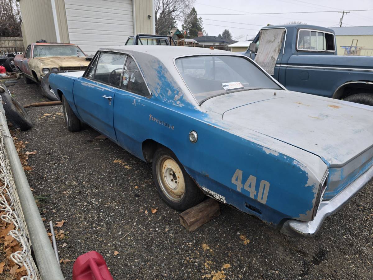 Dodge-dart-gt-1969-blue-22