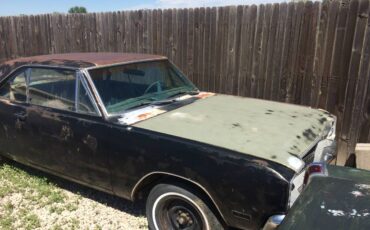Dodge-dart-swinger-1969-green