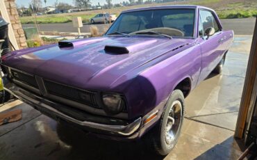 Dodge-dart-swinger-1970-1