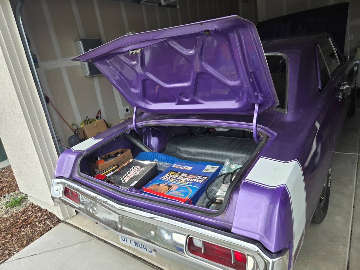 Dodge-dart-swinger-1970-10