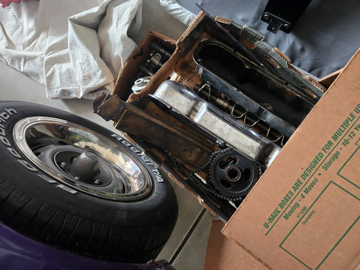 Dodge-dart-swinger-1970-20