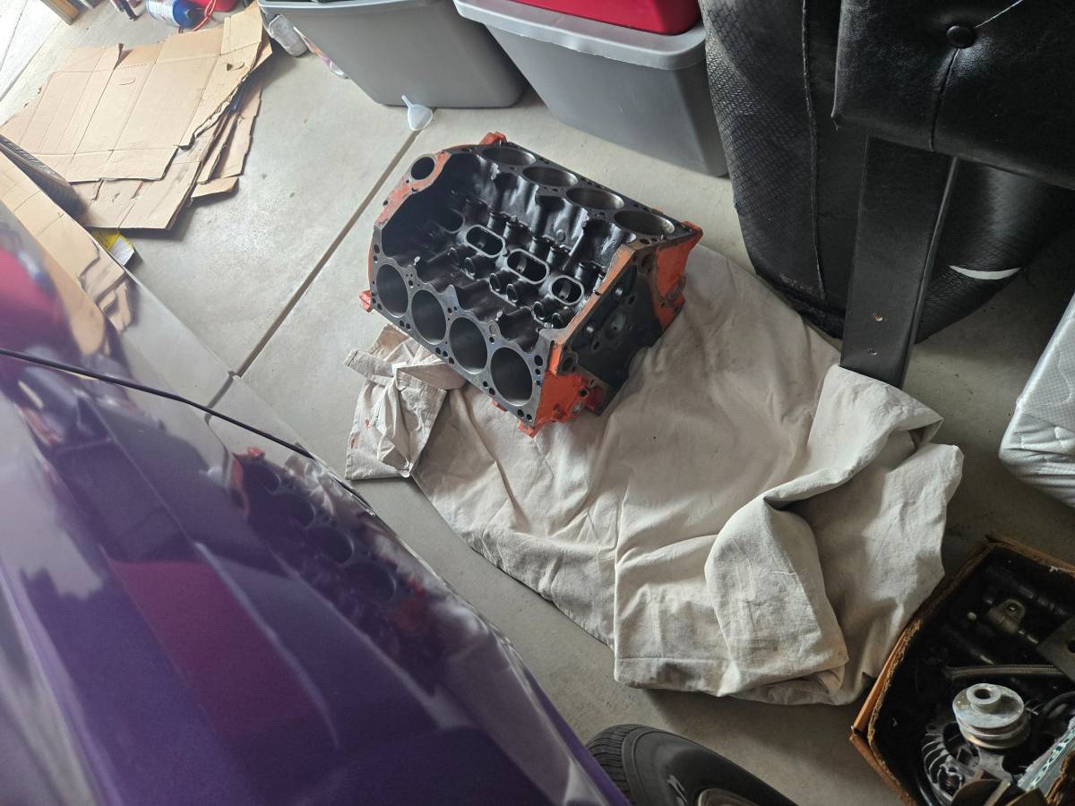 Dodge-dart-swinger-1970-23