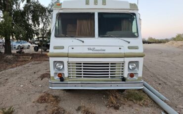 Dodge-executive-1977-white