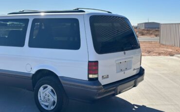 Dodge-grand-caravan-gt-1995-white-6