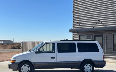 Dodge-grand-caravan-gt-1995-white-9
