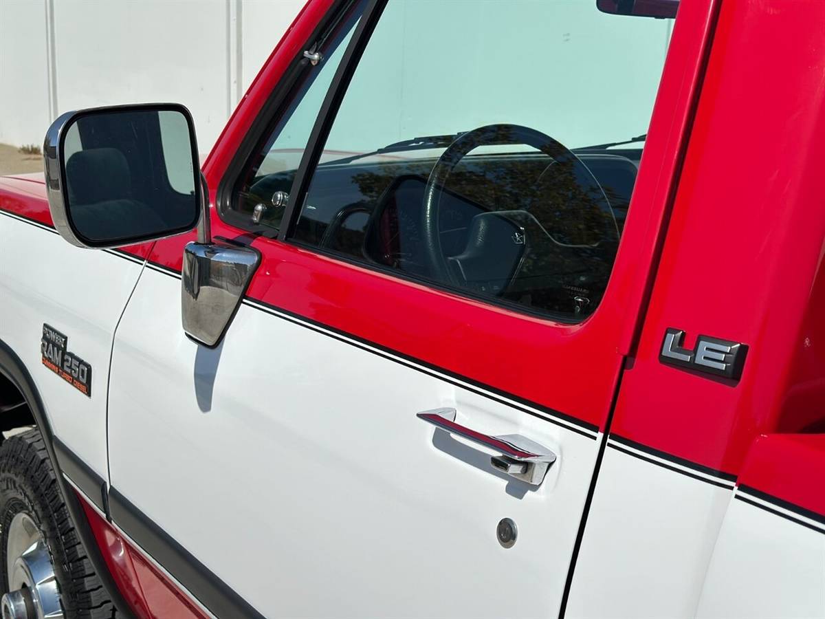 Dodge-other-pickups-w250-regular-cab-long-bed-5.9l-1991-red-35