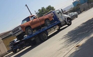 Dodge-pick-up-1975-1