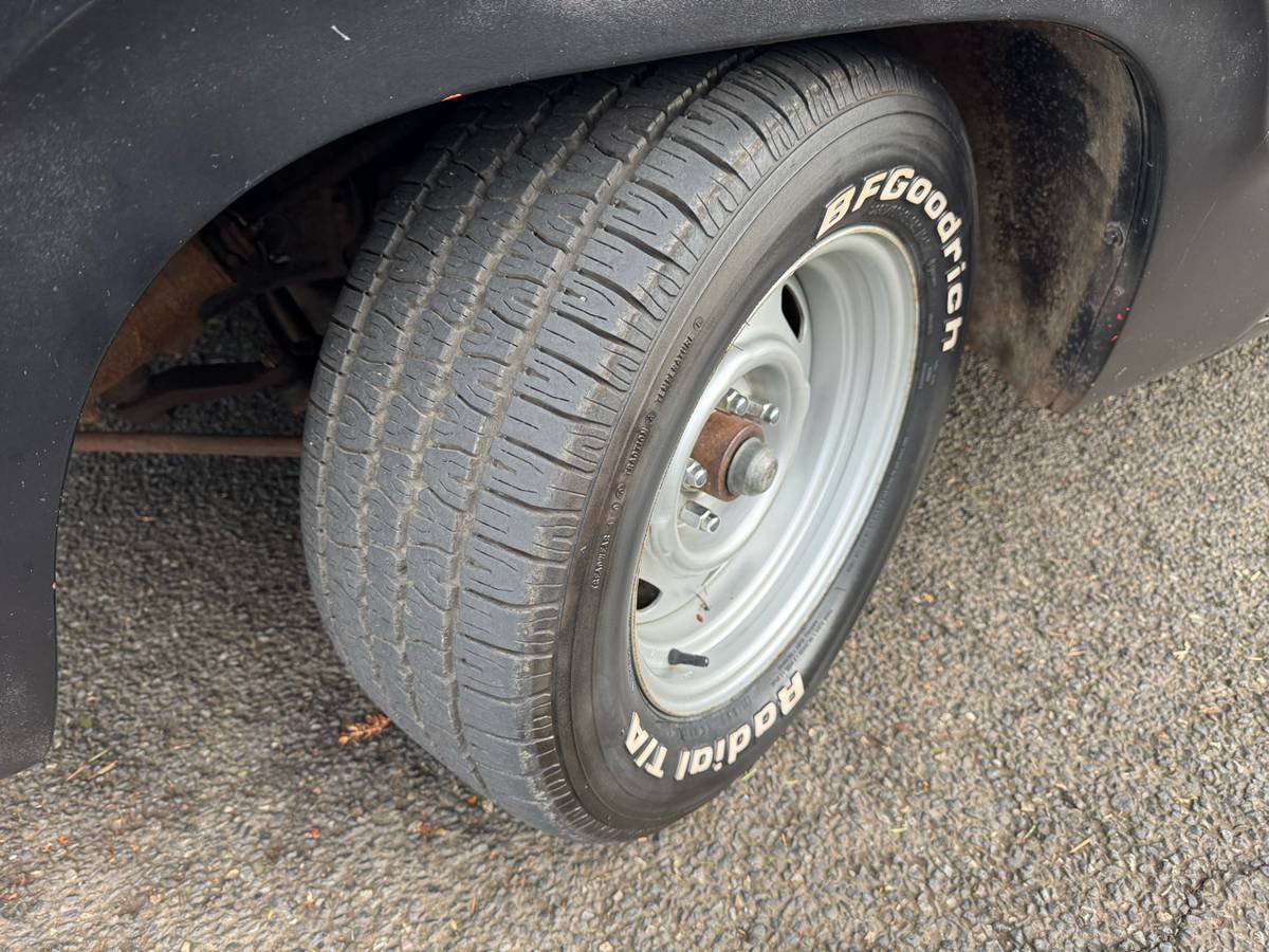 Dodge-pickup-1977-black-45