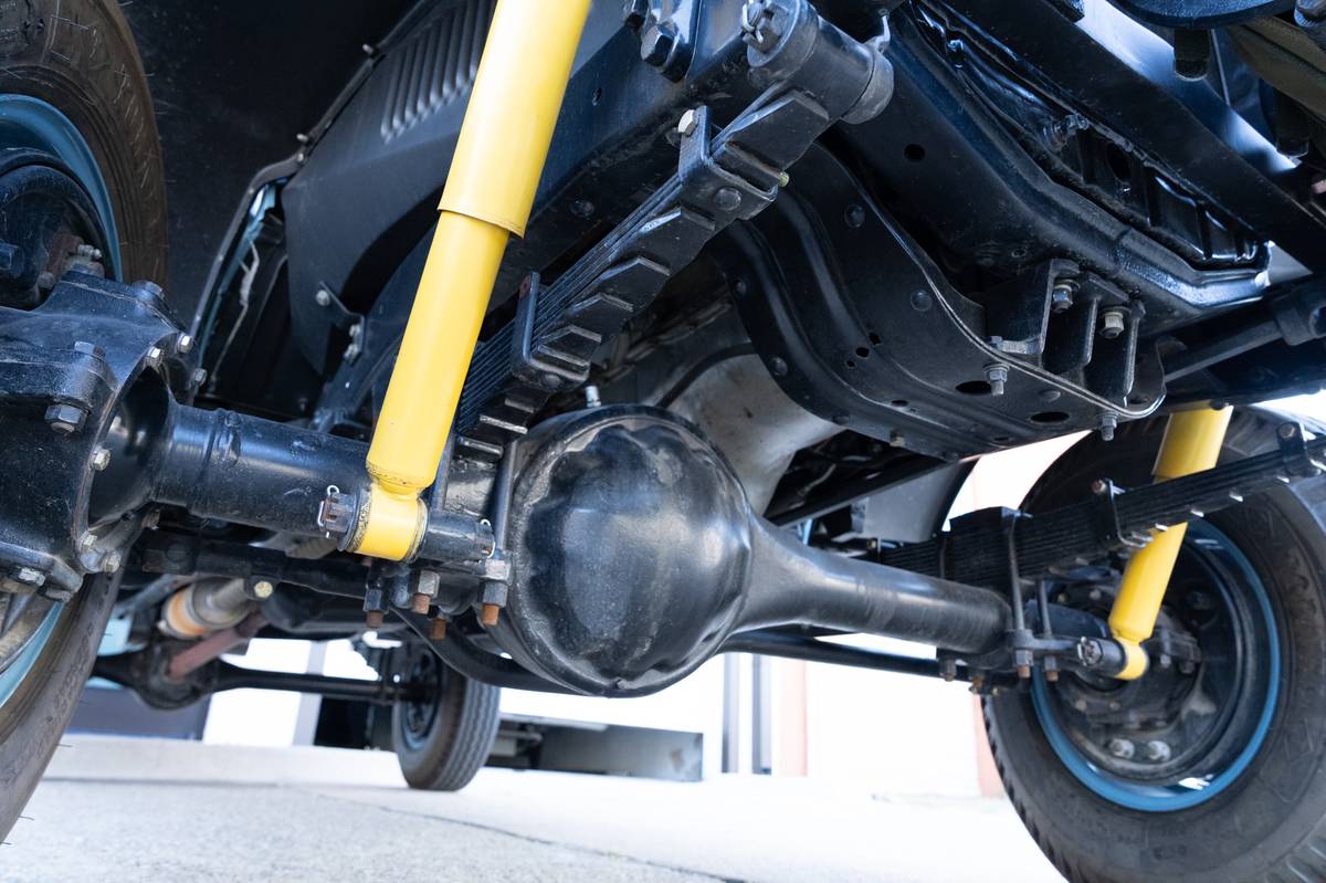 Dodge-power-wagon-1948-blue-16