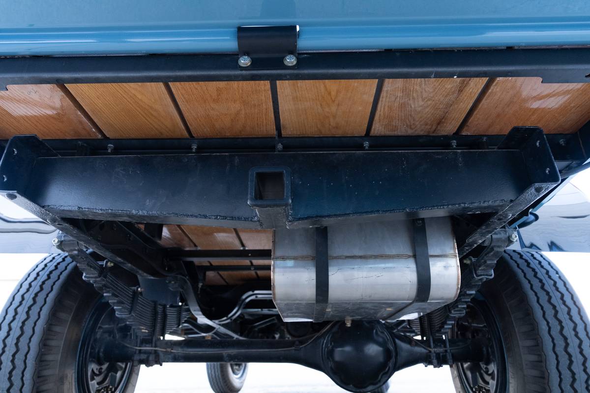 Dodge-power-wagon-1948-blue-19