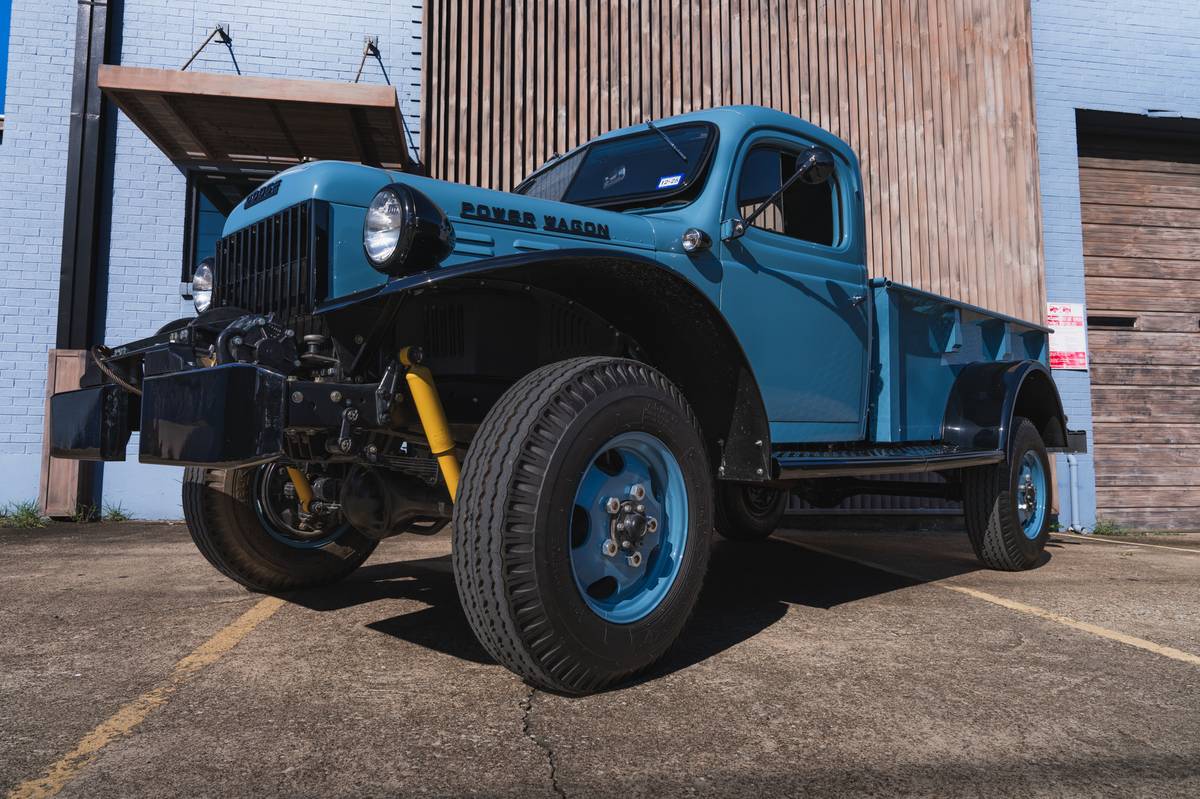 Dodge-power-wagon-1948-blue-6