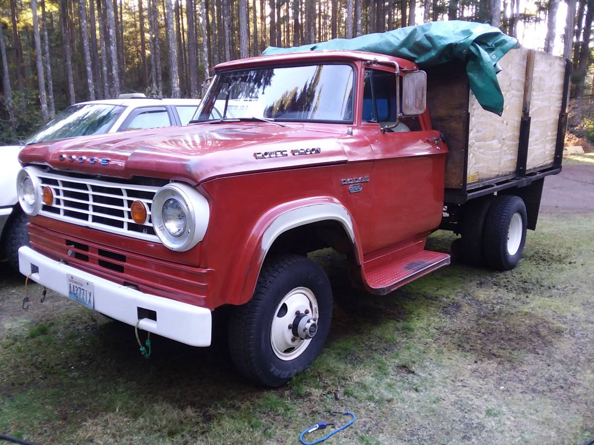 Dodge-power-wagon-1967-1
