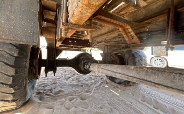 Dodge-power-wagon-1976-20